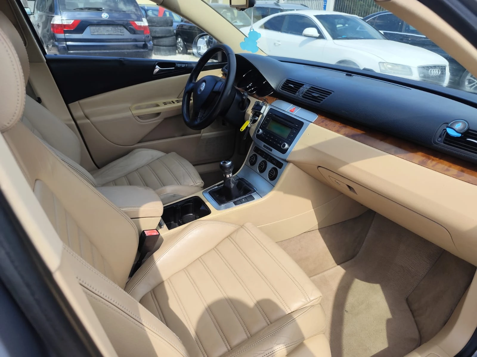 VW Passat 2.0 дизел Италия, снимка 12 - Автомобили и джипове - 55802843