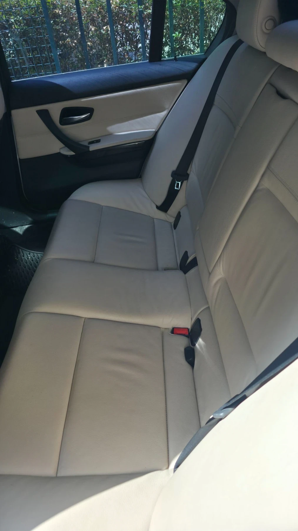 BMW 320 320i LCI Edition Exclusive, снимка 8 - Автомобили и джипове - 55886512