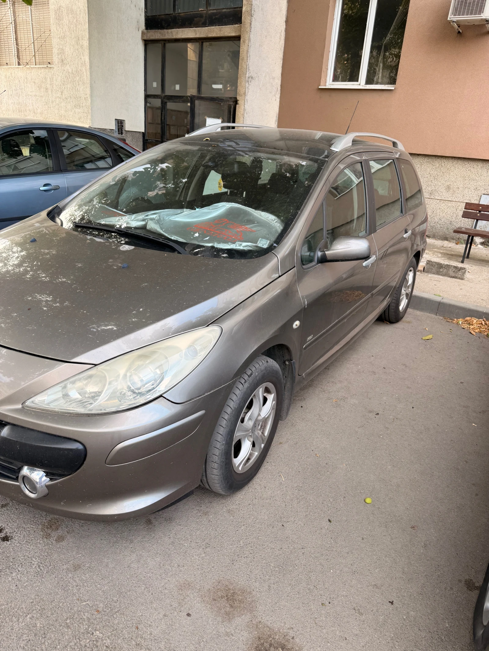 Peugeot 307, снимка 2 - Автомобили и джипове - 56139893