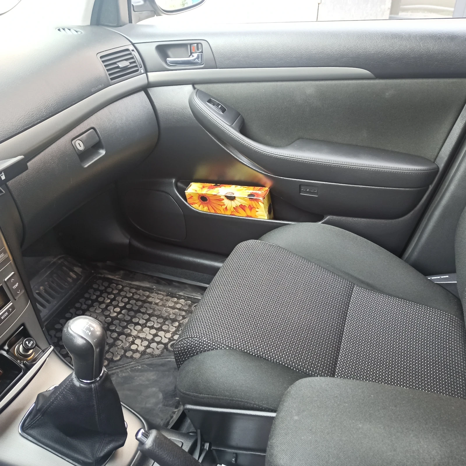 Toyota Avensis �25 | Mobile.bg � ����������� 7