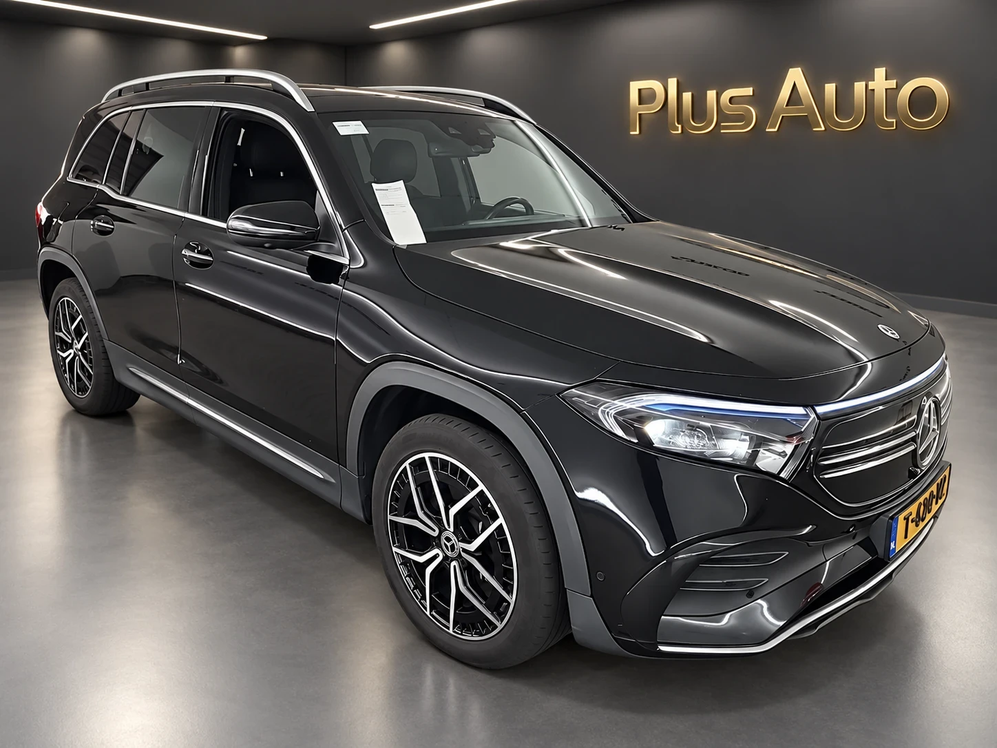 Mercedes-Benz EQB AMG* ПАНОРАМА* Очакван* Внос