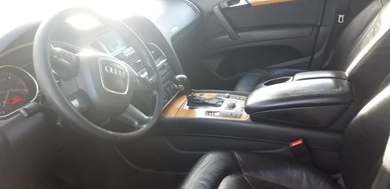 Audi Q7 3.0 TDI 239k, снимка 3 - Автомобили и джипове - 46829779