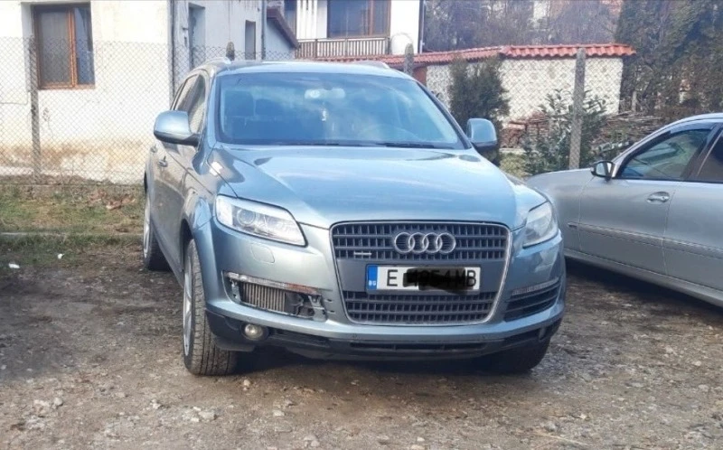 Audi Q7 3.0 TDI 239k, снимка 2 - Автомобили и джипове - 46829779