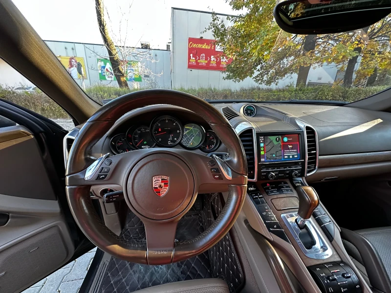 Porsche Cayenne 3.0/CARPLAY/BOSE/KEYLESS/PANO/ВЪЗДУХ, снимка 5 - Автомобили и джипове - 48762176