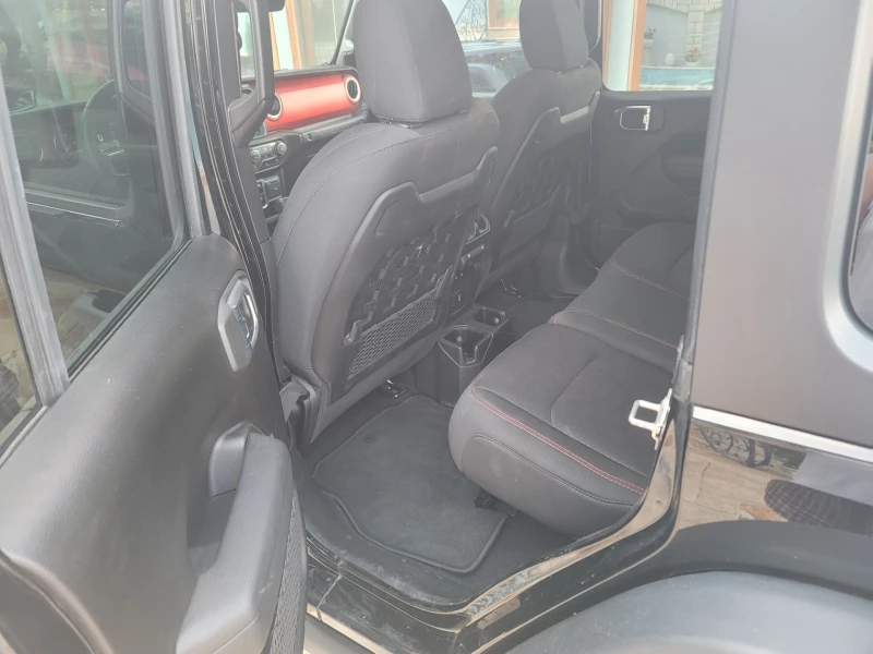 Jeep Wrangler Unlimited Rubicon 3.6 Trail Rated, снимка 13 - Автомобили и джипове - 51092814