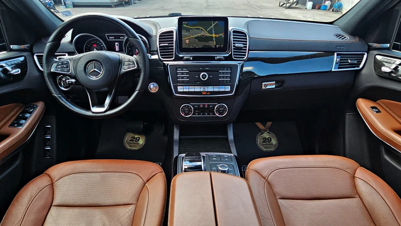 Mercedes-Benz GLS 500 ! AMG/7MESTA/TVx3/DISTR/360CAM/МАСАЖ/ОБДУХ/PANO/LI, снимка 8 - Автомобили и джипове - 51093228