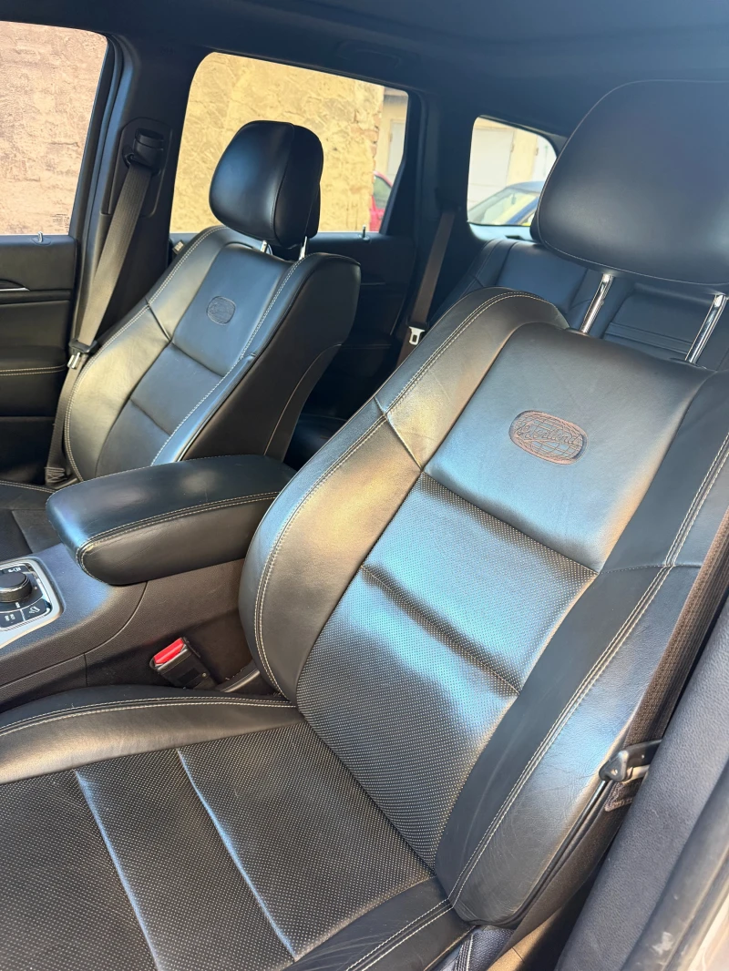 Jeep Grand cherokee Overland, снимка 10 - Автомобили и джипове - 53470576