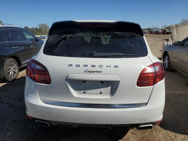 Porsche Cayenne, снимка 5 - Автомобили и джипове - 48136339