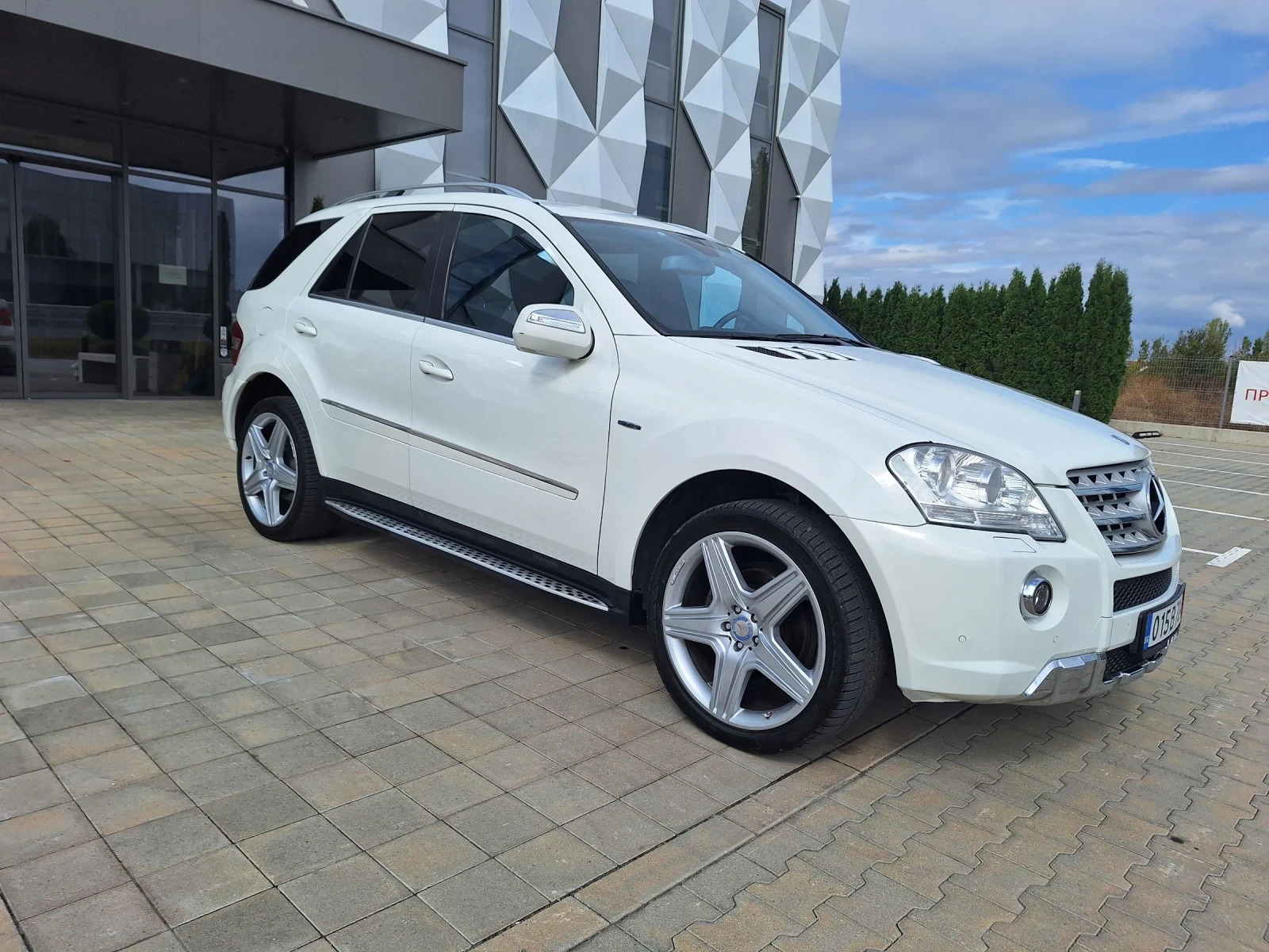 Mercedes-Benz ML 350 3.0 AMG - изображение 4