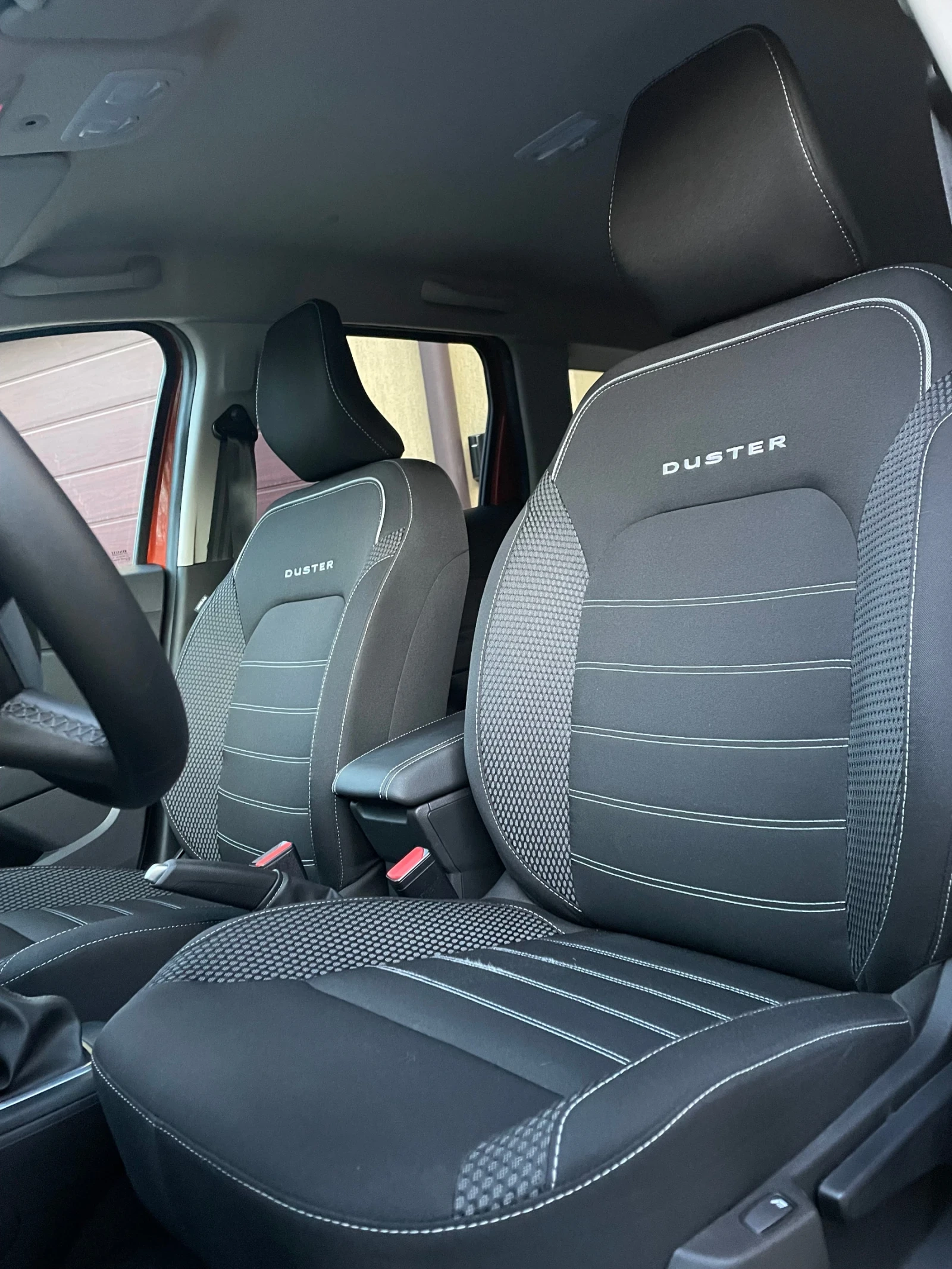 Dacia Duster URBAN-1.3TCe-150ps-32хил.км - изображение 8