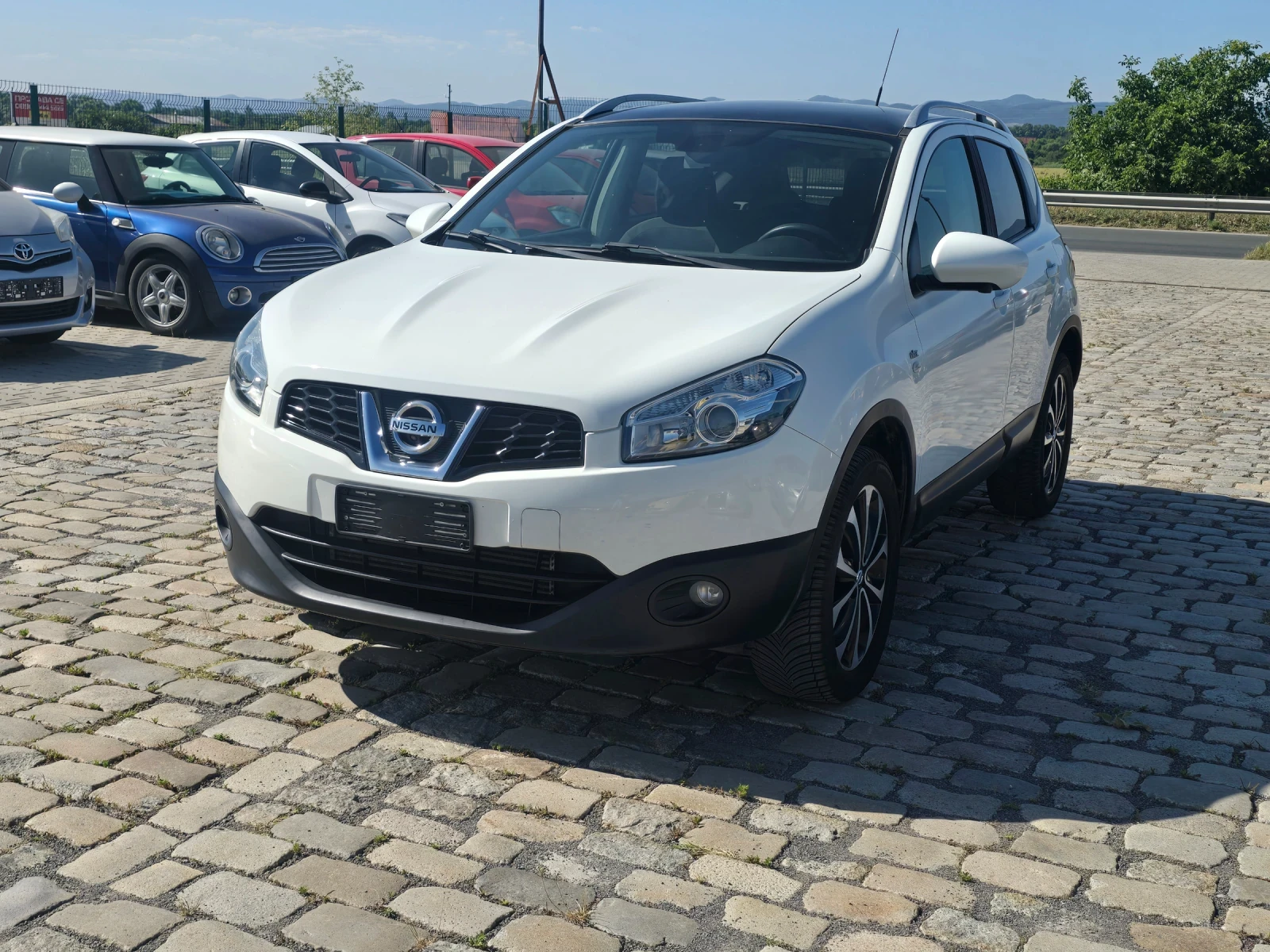 Nissan Qashqai 1.6DCI 131кс 4х4 Panorama Camera Navi EURO 5 - изображение 2