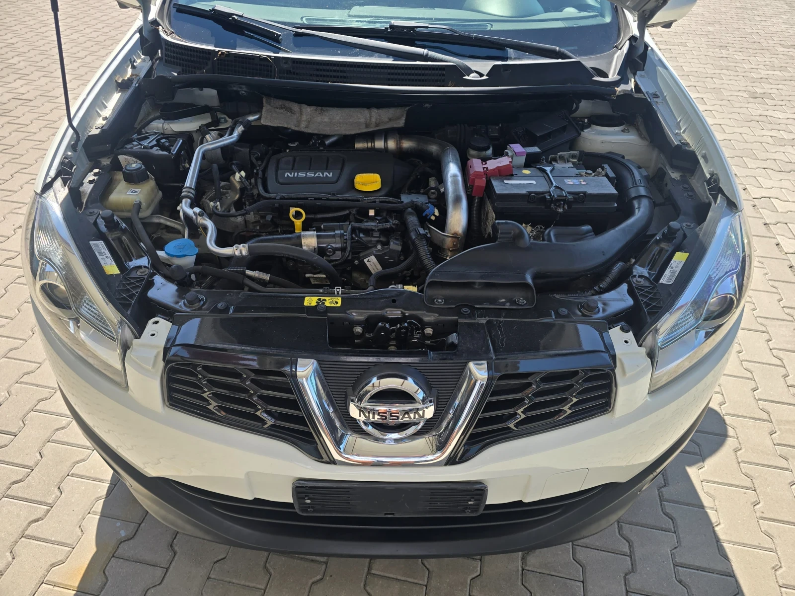 Nissan Qashqai 1.6DCI 131кс 4х4 Panorama Camera Navi EURO 5 - изображение 10