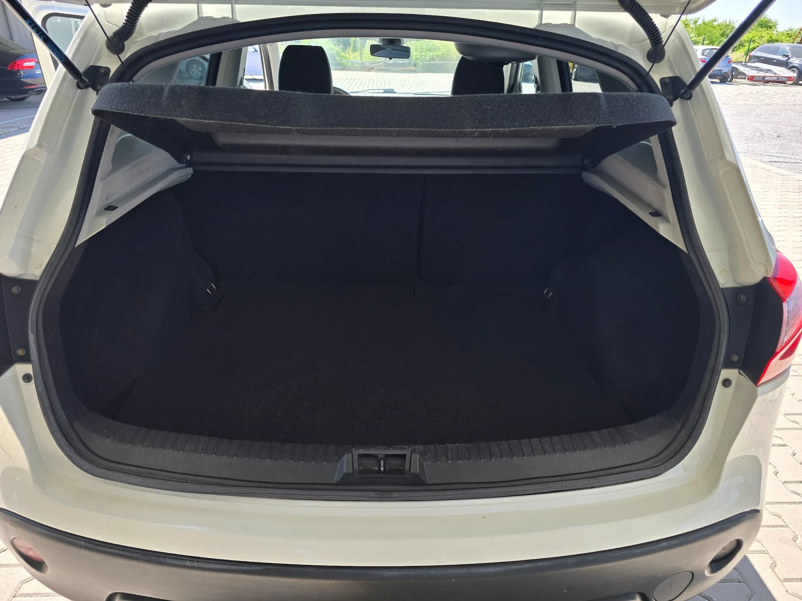 Nissan Qashqai 1.6DCI 131кс 4х4 Panorama Camera Navi EURO 5 - изображение 8