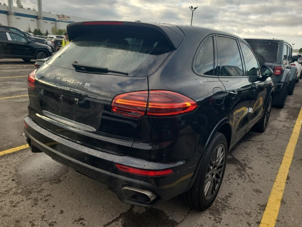 Porsche Cayenne * AWD 4DR * CARFAX * БЕЗ ПЪРВОНАЧАЛНА ВНОСКА - изображение 3