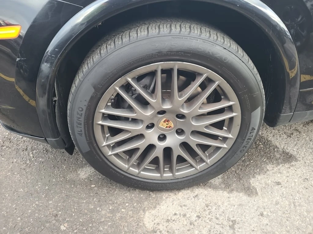 Porsche Cayenne * AWD 4DR * CARFAX *    | Mobile.bg   13