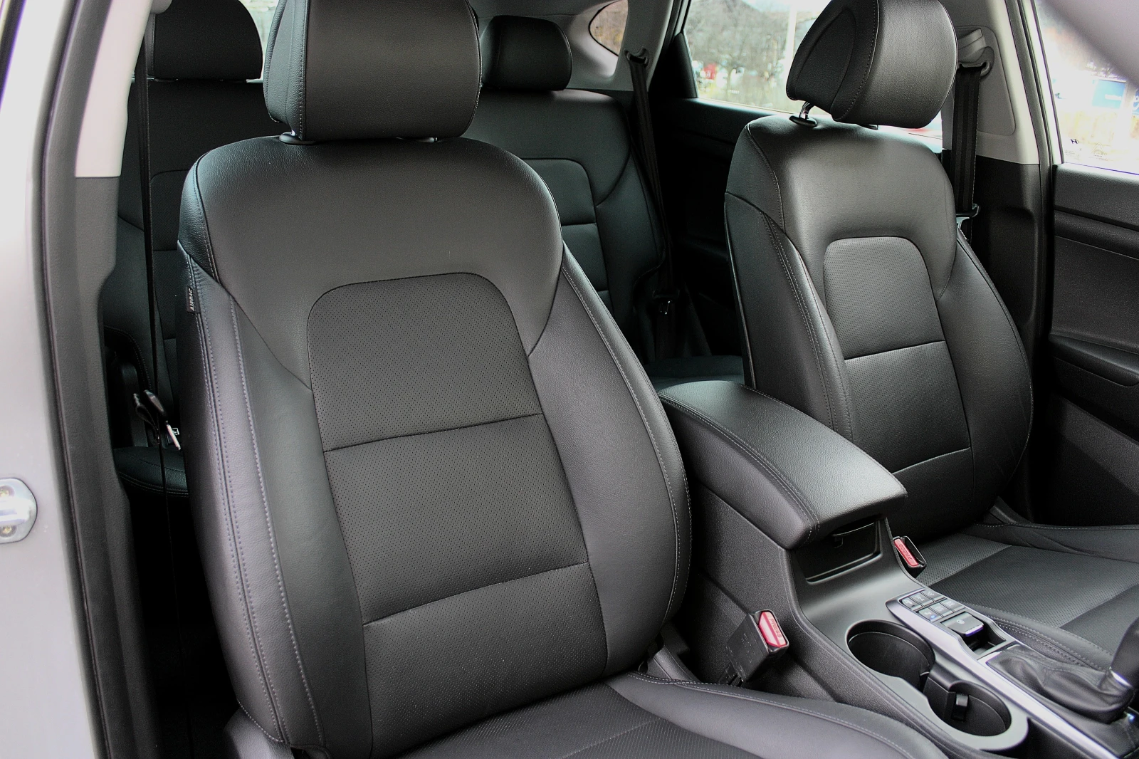 Hyundai Tucson 2.0CRDI/4x4/DISTRONIC/KAMERA/PANORAMA/TOP - изображение 9