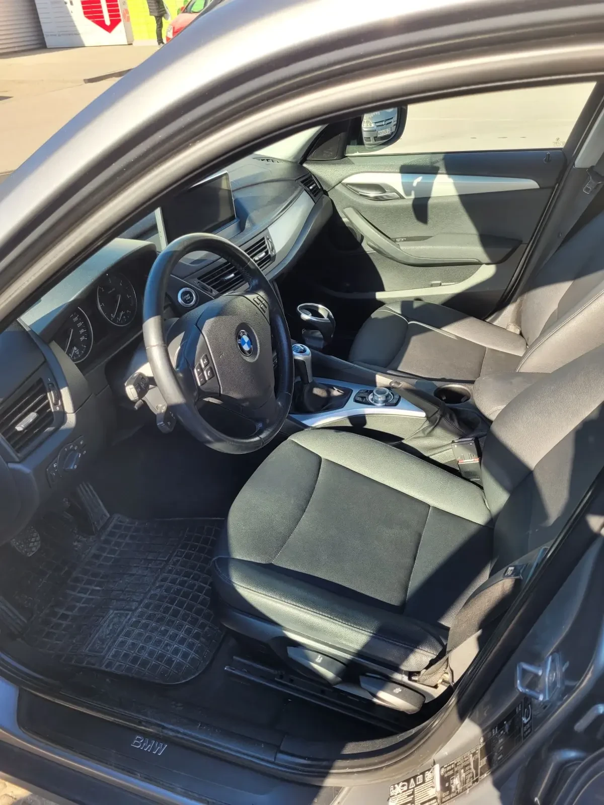 BMW X1 Xdrive 1.8, снимка 9 - Автомобили и джипове - 54485174