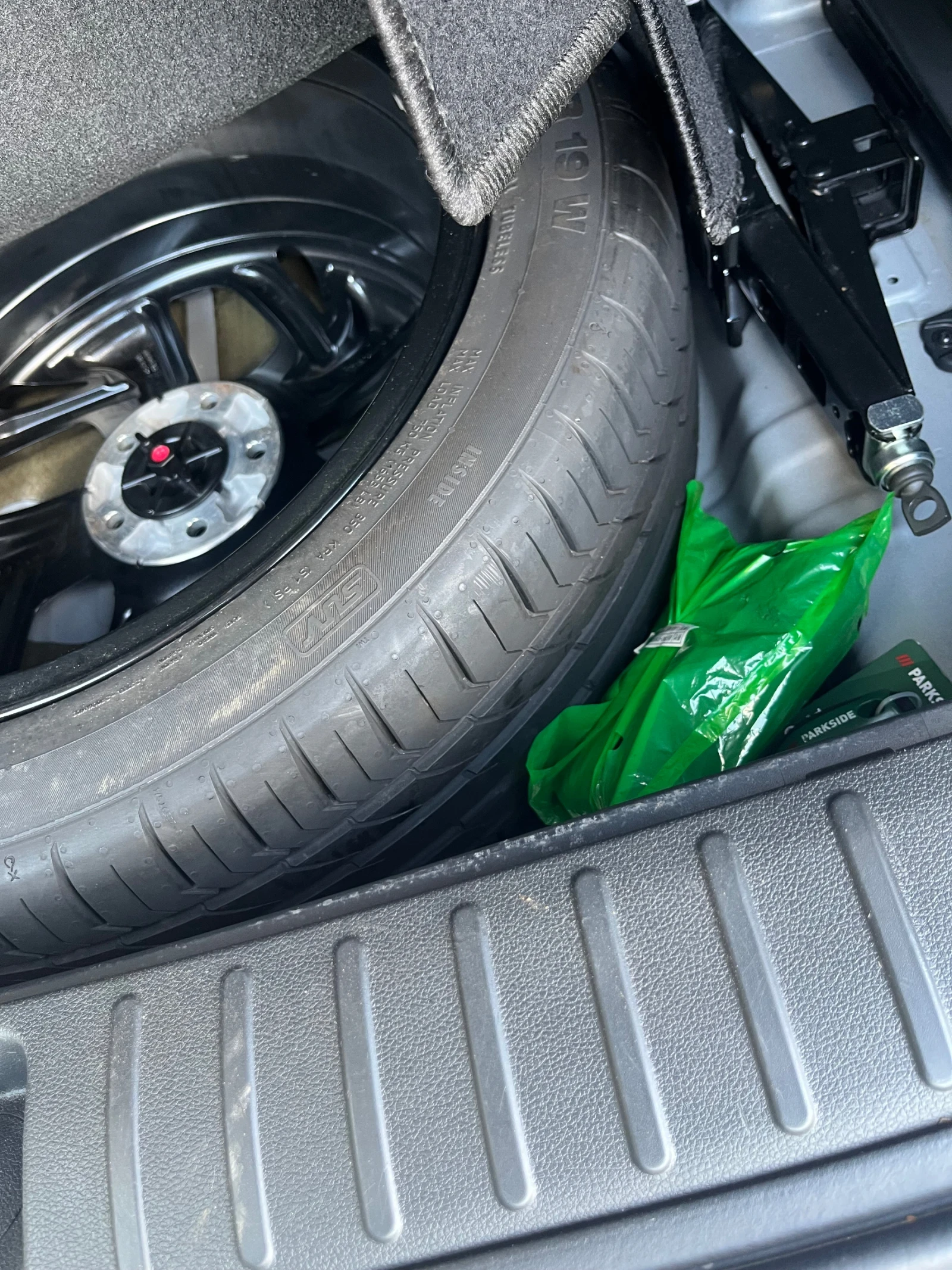 Hyundai Tucson, снимка 15 - Автомобили и джипове - 54569336