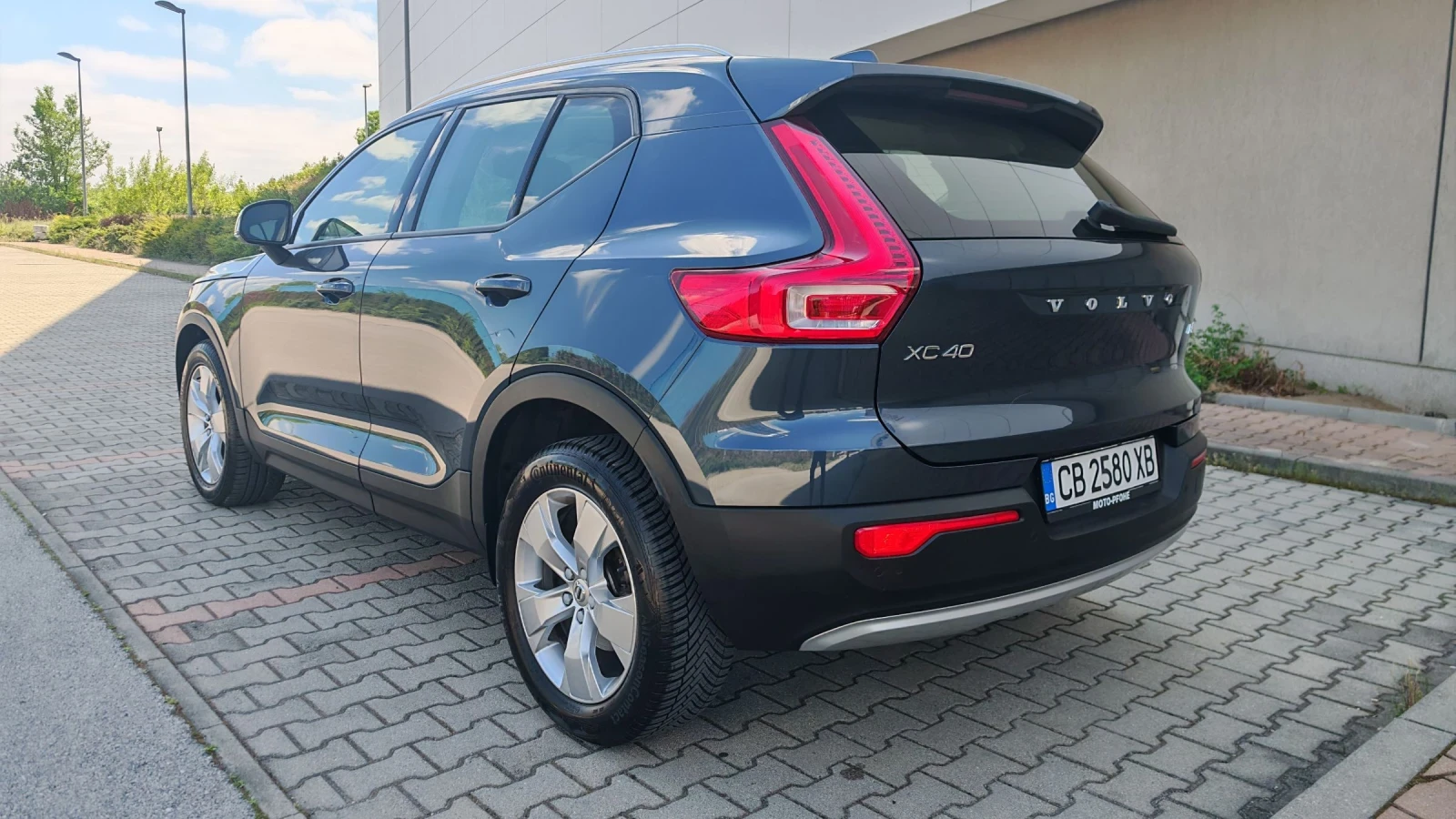 Volvo XC40 B4 4x4, снимка 6 - Автомобили и джипове - 54683750