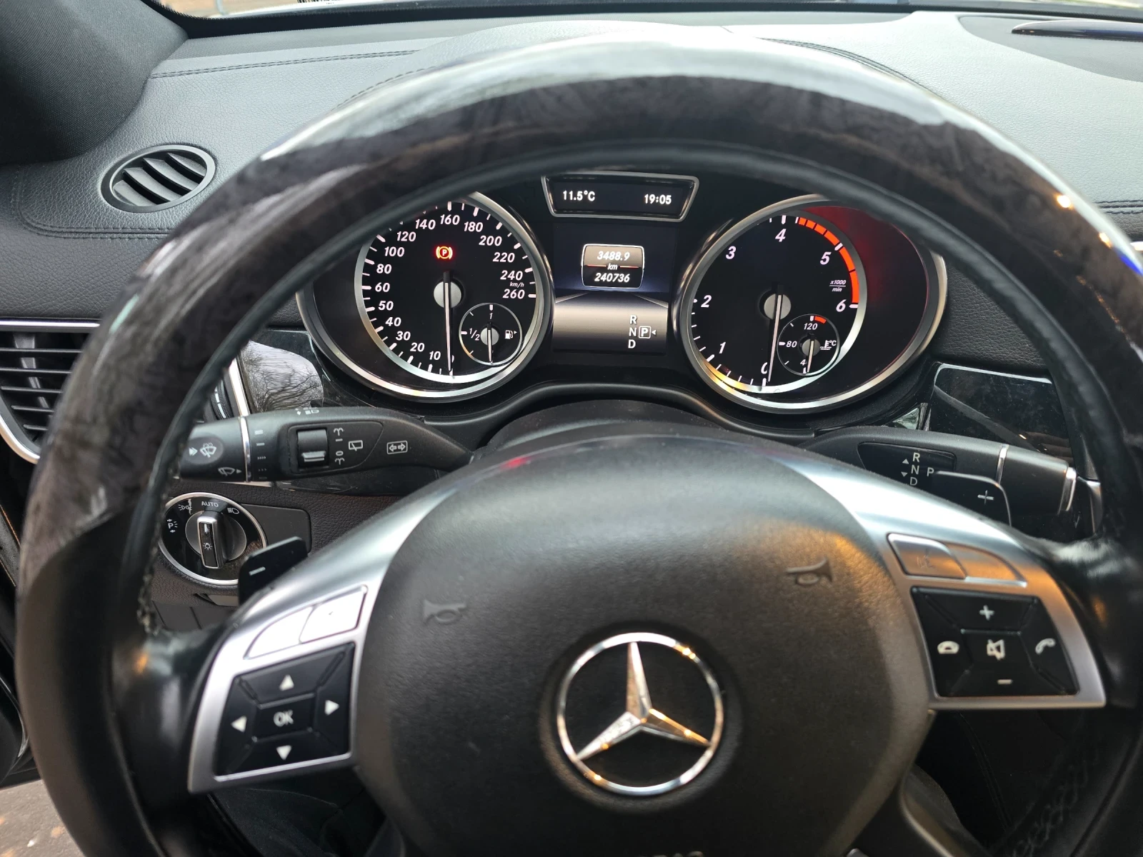 Mercedes-Benz GL 350, снимка 6 - Автомобили и джипове - 55191233