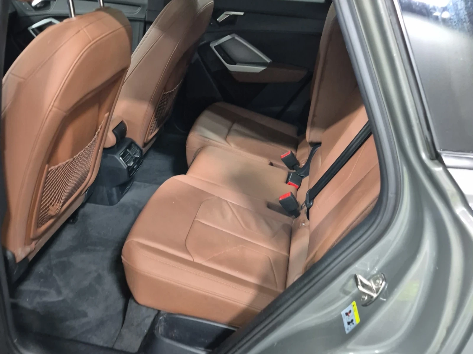 Audi Q3 KOMFORT | ПАНОРАМА | ЗАДНА КАМЕРА | KEYLESS | , снимка 11 - Автомобили и джипове - 55249269