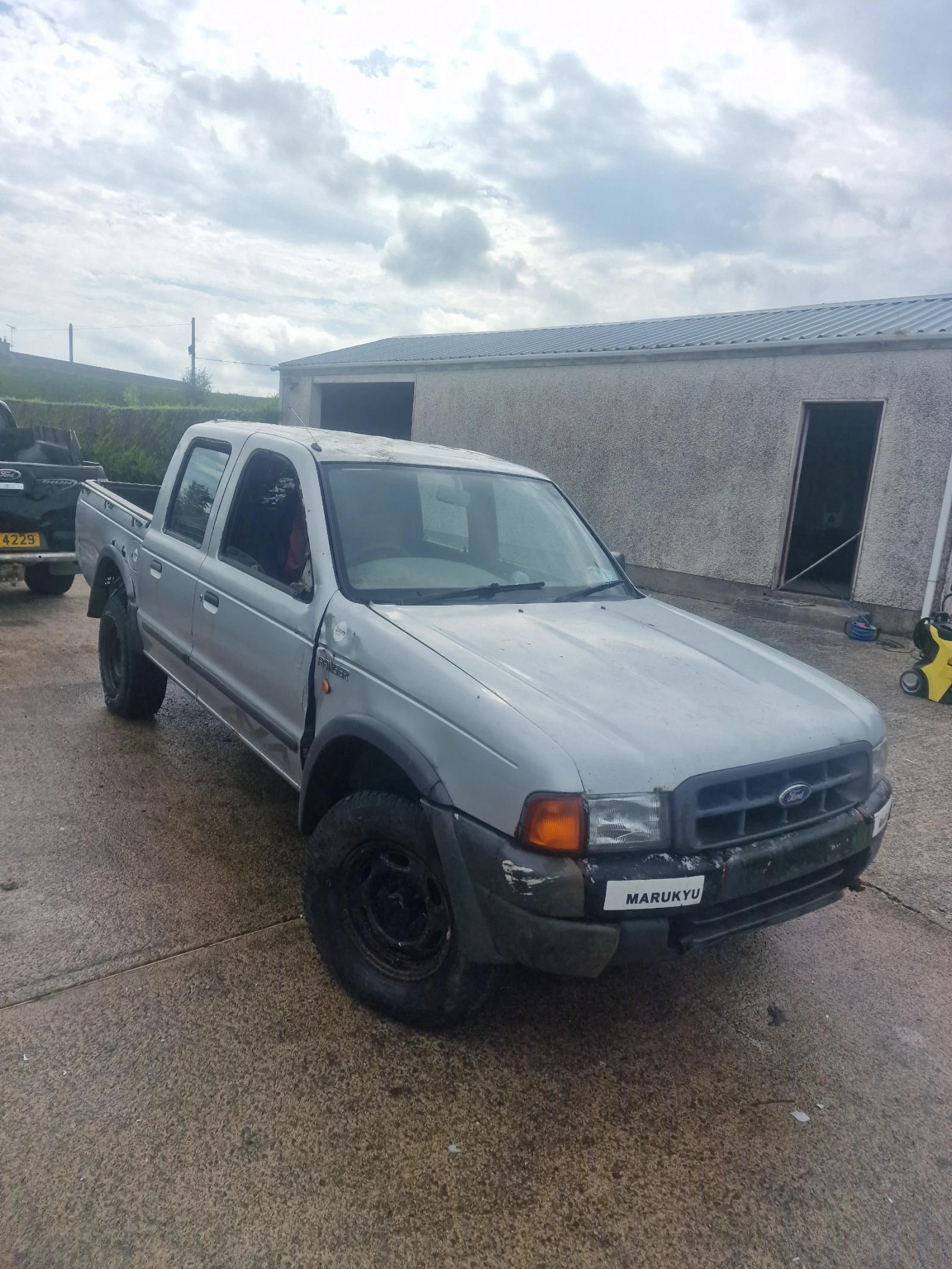 Ford Ranger Пикап 2.5 109, снимка 2 - Автомобили и джипове - 55404448