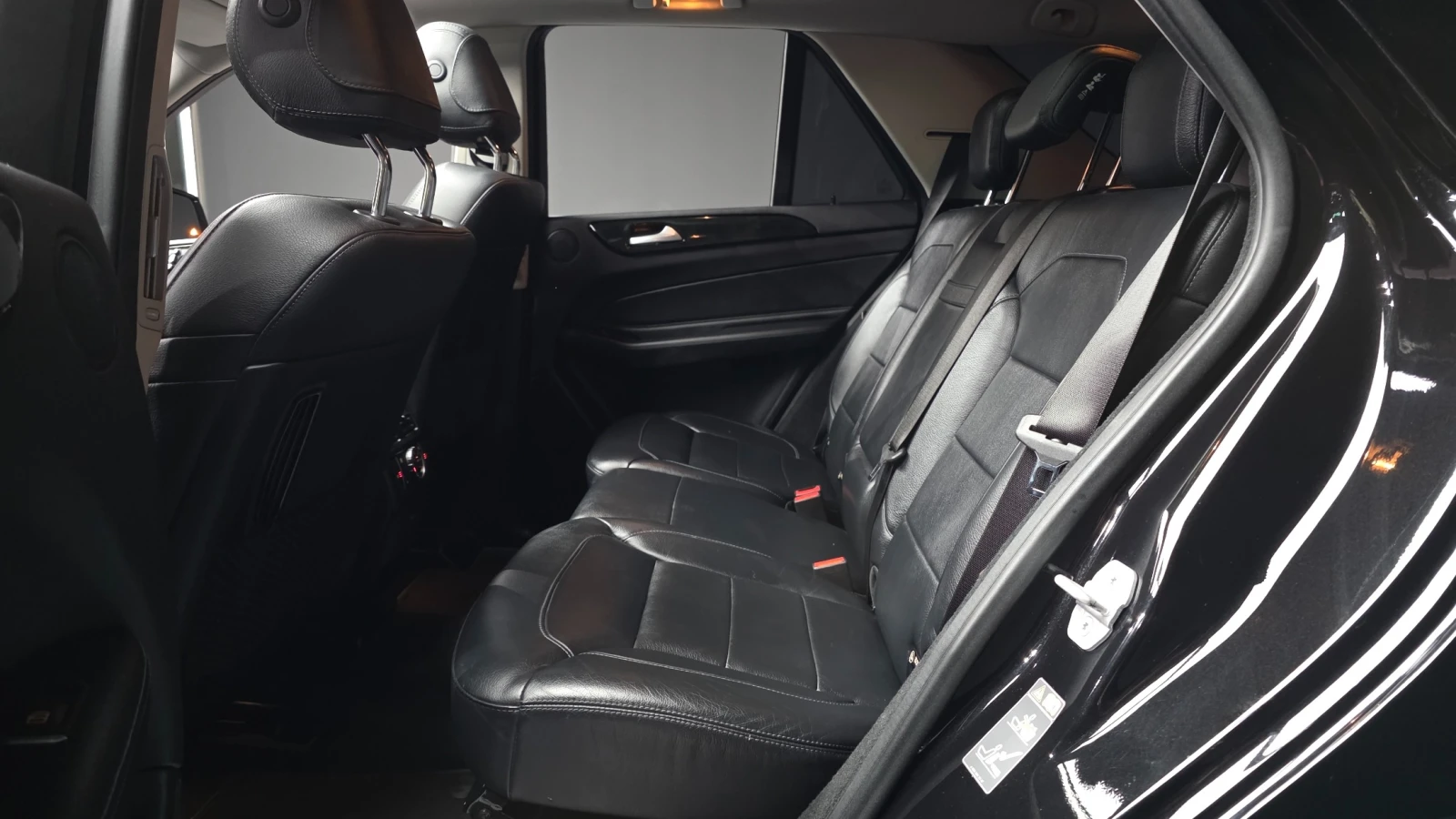 Mercedes-Benz GLE 350 d 4Matic * ОБДУХ * ПАНО * КАМЕРА, снимка 10 - Автомобили и джипове - 56116609