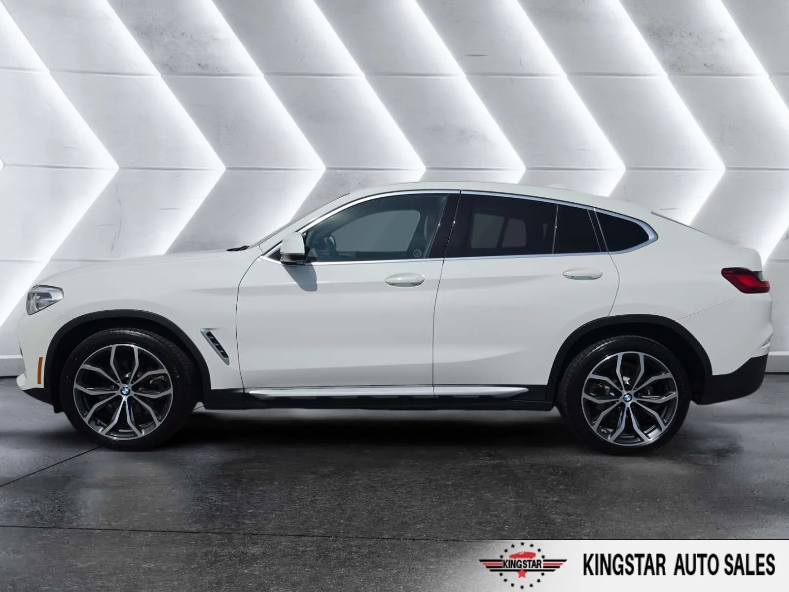 BMW X4 * xDrive30i * АВТОКРЕДИТ БЕЗ ПЪРВОНАЧАЛНА ВНОСКА, снимка 3 - Автомобили и джипове - 56133093
