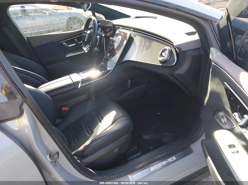 Mercedes-Benz EQE AMG 4MATIC+ Sedan, снимка 5 - Автомобили и джипове - 56217976