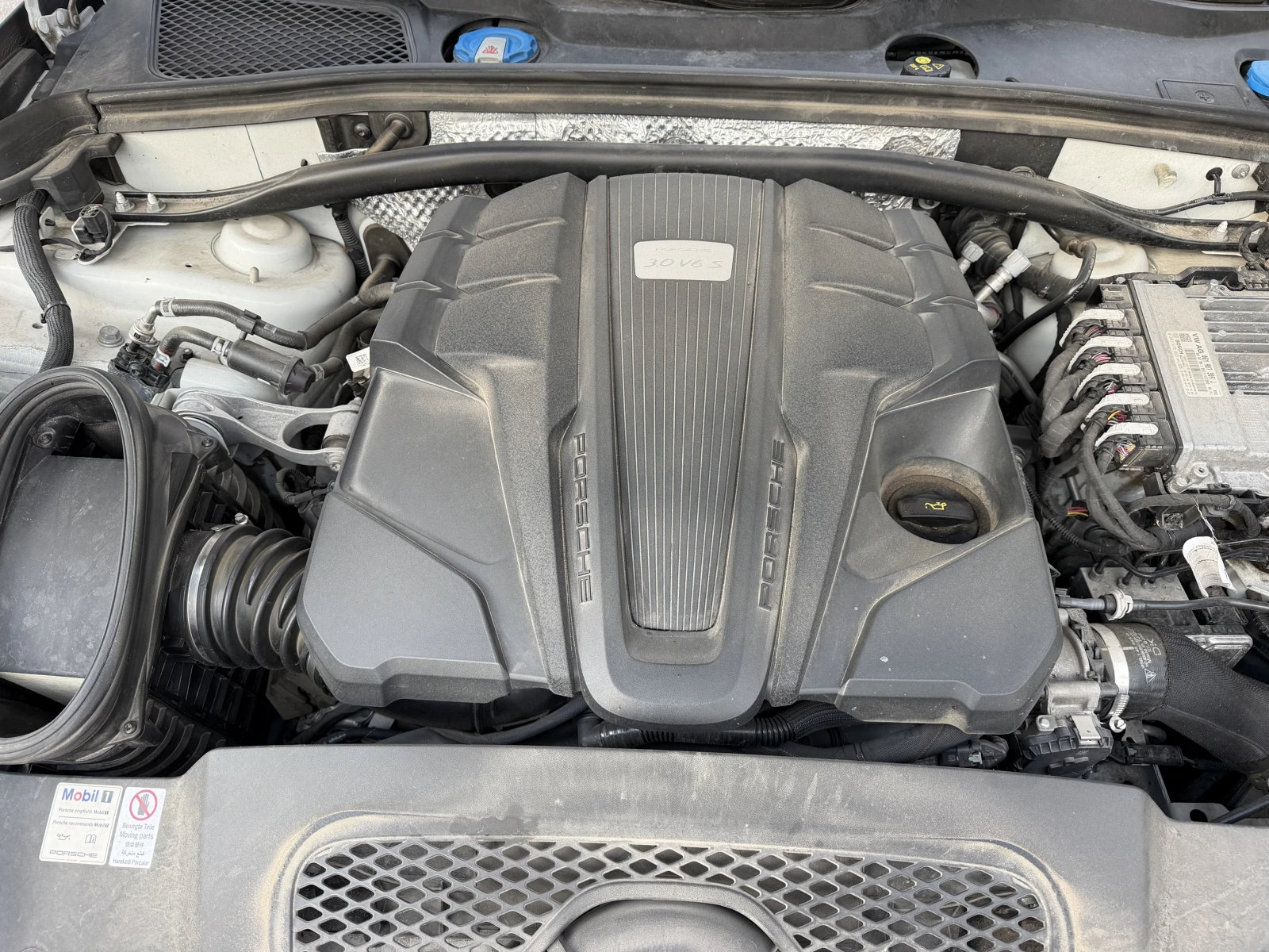 Porsche Macan S, снимка 17 - Автомобили и джипове - 56255199