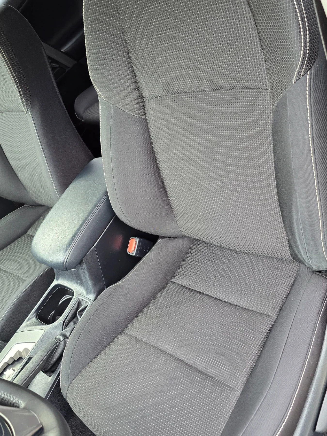 Toyota Rav4 2.5 HIBRID 4WD  | Mobile.bg � ����������� 9