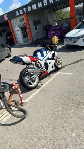 Обява за продажба на Suzuki Gsxr 750 ~5 500 лв. - изображение 1