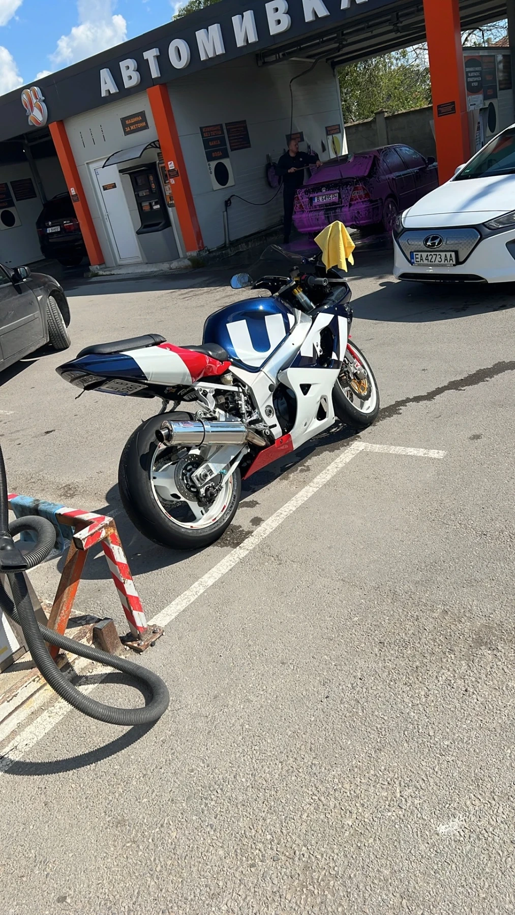Suzuki Gsxr 750 - изображение 2