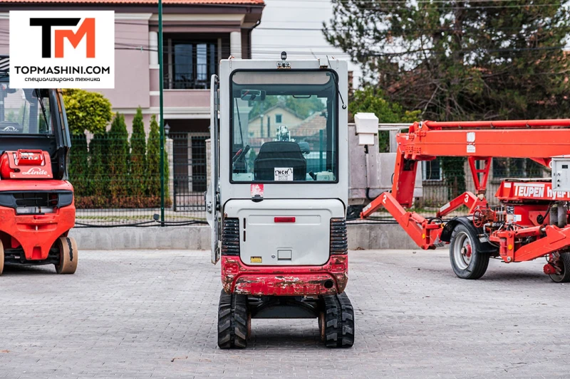 Багер Takeuchi TB016, снимка 6 - Индустриална техника - 52391582
