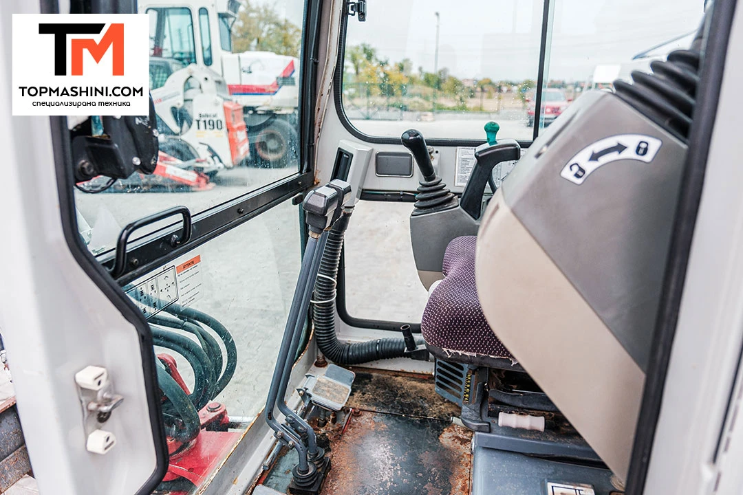 Багер Takeuchi TB016 - изображение 7