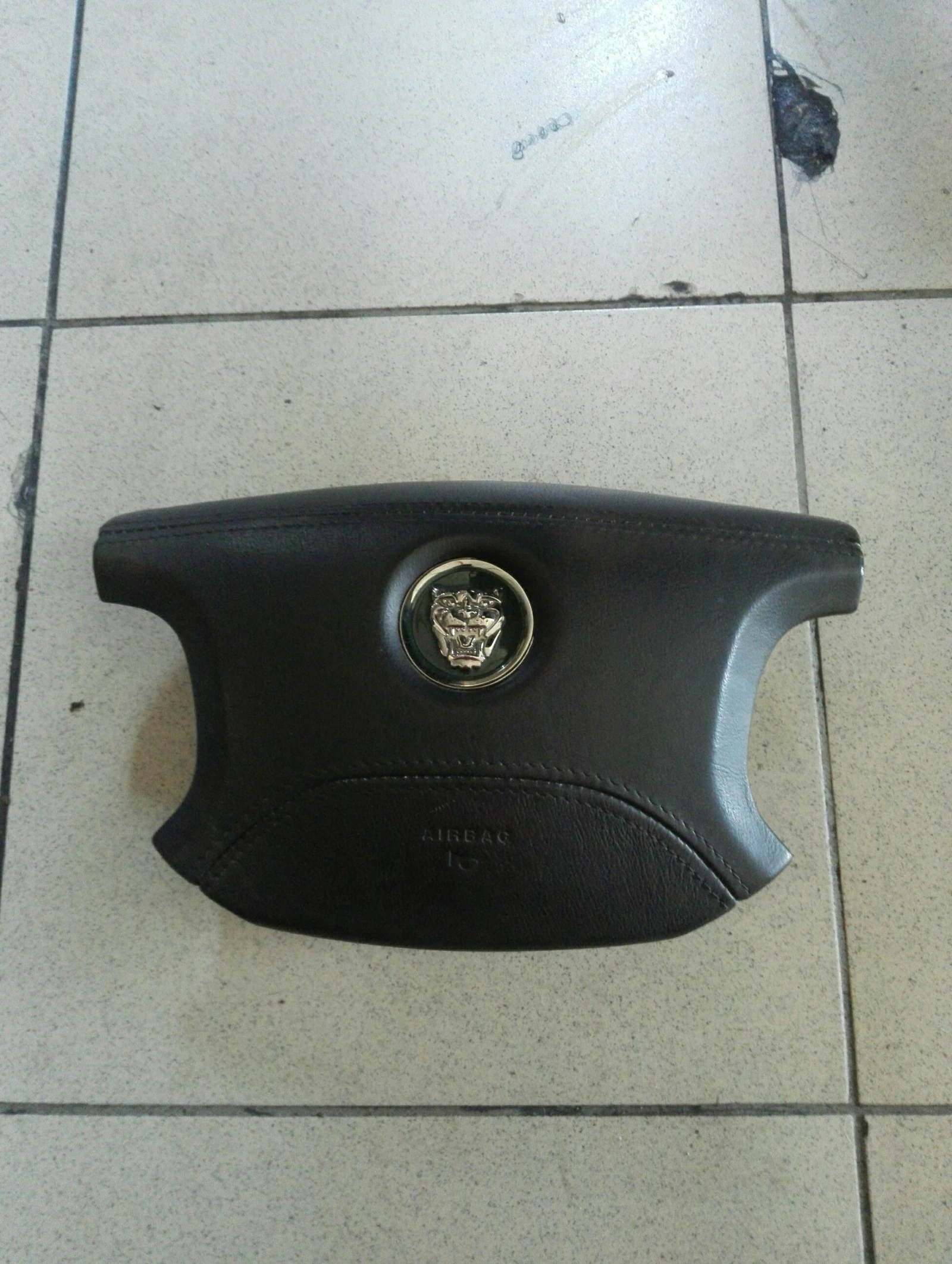 ������ ����� ����� � ���� 2.7� | Mobile.bg � ����������� 1