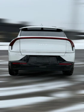 Kia EV6 LAND AWD, снимка 5