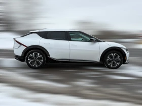Kia EV6 LAND AWD, снимка 7