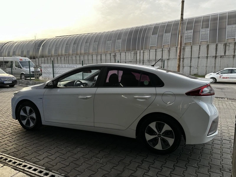 Hyundai Ioniq !Electric!ЛИЗИНГ!, снимка 4 - Автомобили и джипове - 47053576