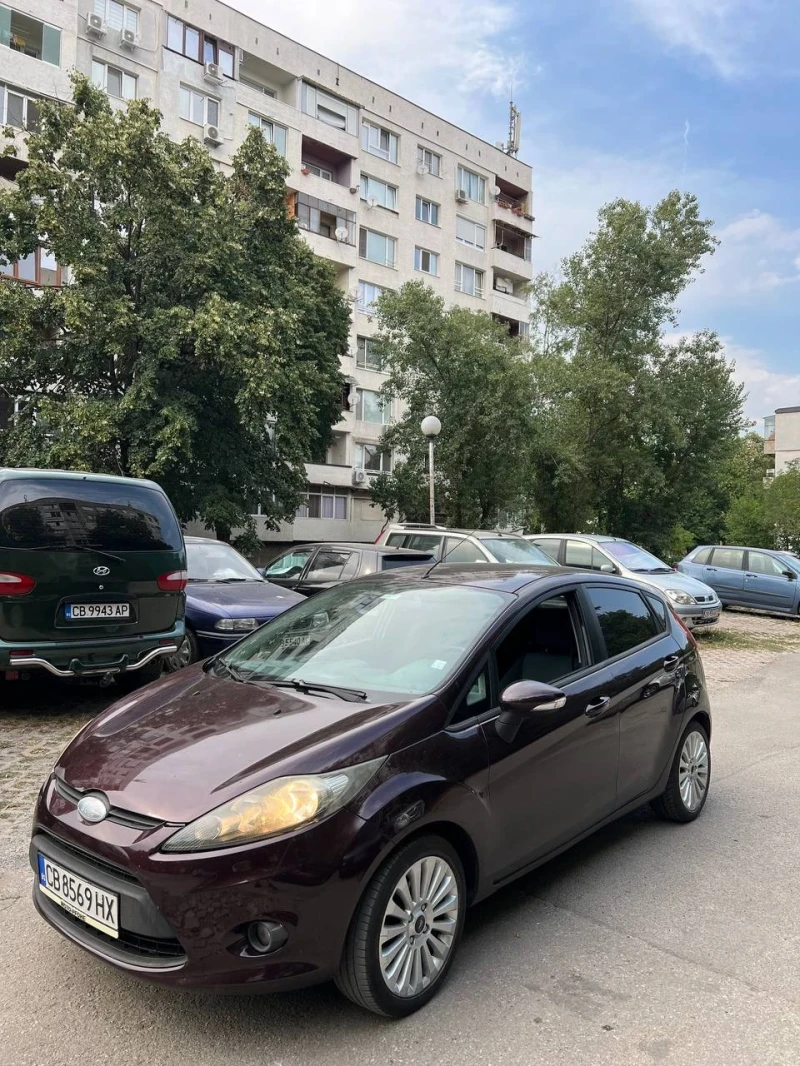 Ford Fiesta, снимка 1 - Автомобили и джипове - 47528498