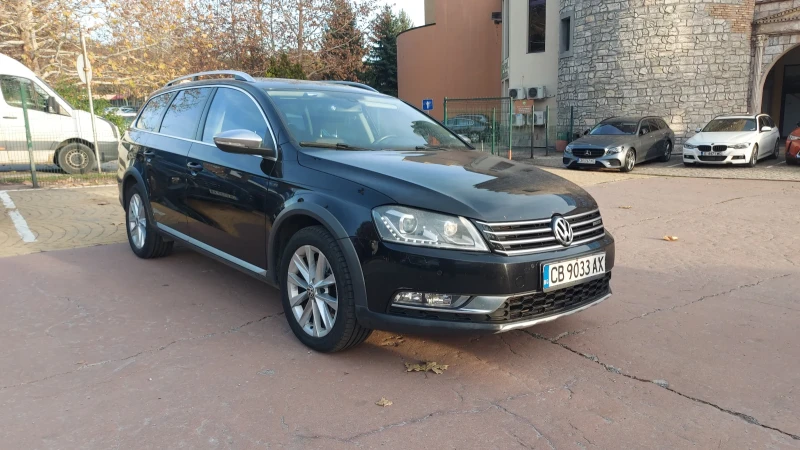 VW Alltrack Passat Alltrack 4x4 2.0 DSG от Порше Бг, снимка 2 - Автомобили и джипове - 48272738