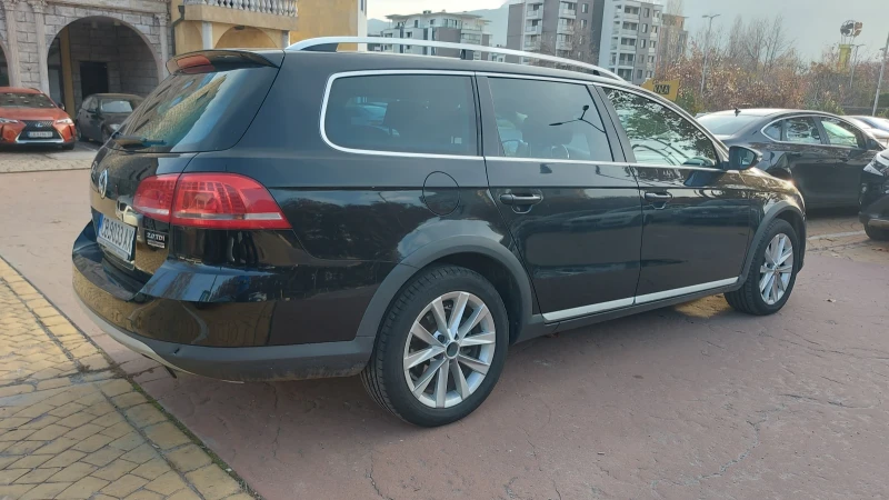 VW Alltrack Passat Alltrack 4x4 2.0 DSG от Порше Бг, снимка 5 - Автомобили и джипове - 48272738