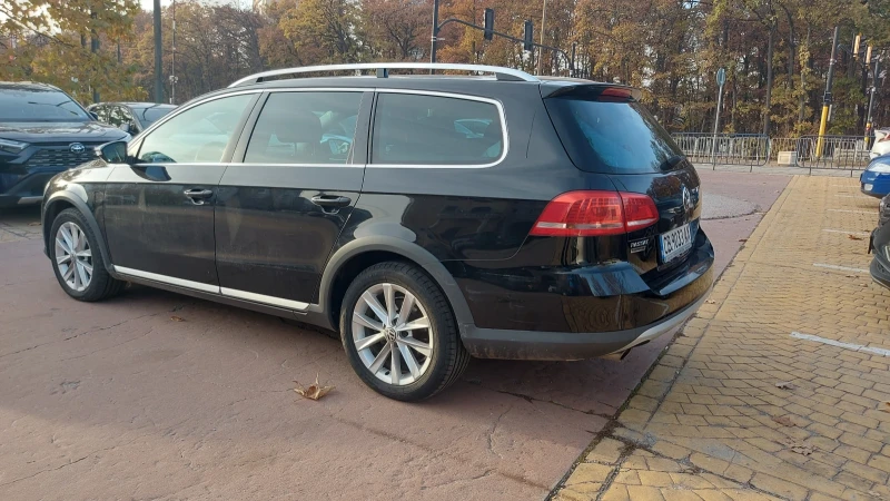 VW Alltrack Passat Alltrack 4x4 2.0 DSG от Порше Бг, снимка 4 - Автомобили и джипове - 48272738