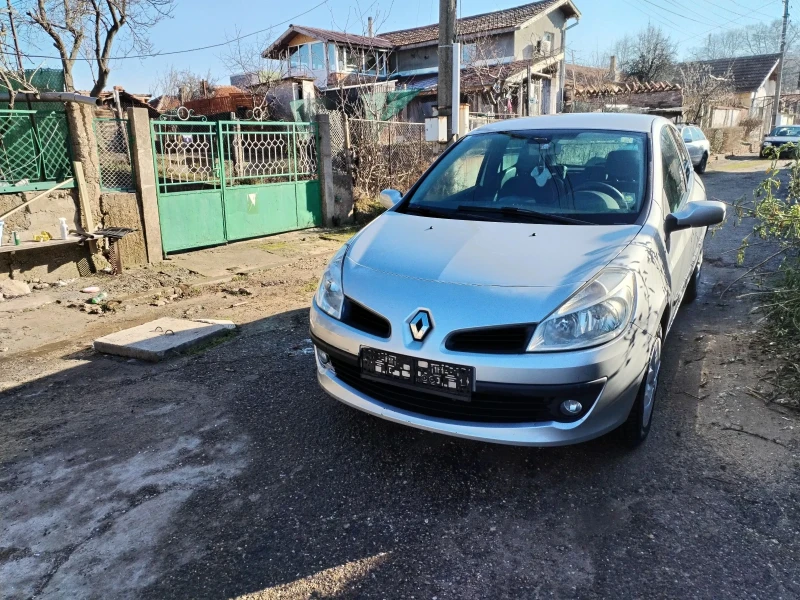 Renault Clio 1.2i 16V Бензин, снимка 9 - Автомобили и джипове - 48556623