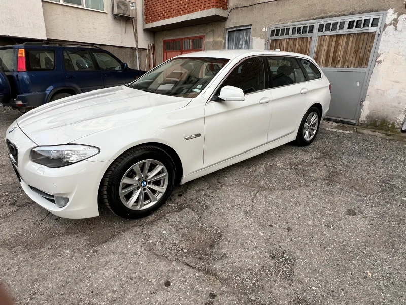 BMW 520, снимка 11 - Автомобили и джипове - 48757950