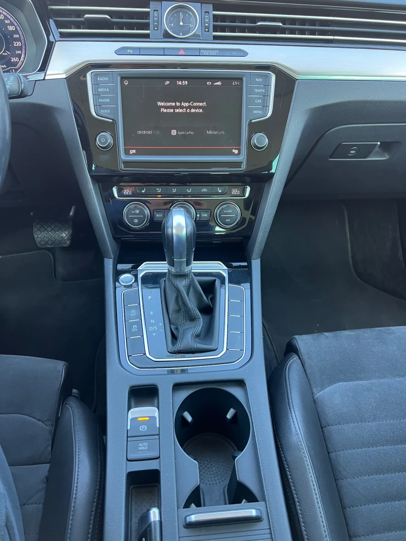 VW Passat 2.0 TDI 190к.с. Digital cockpit, снимка 9 - Автомобили и джипове - 49319864