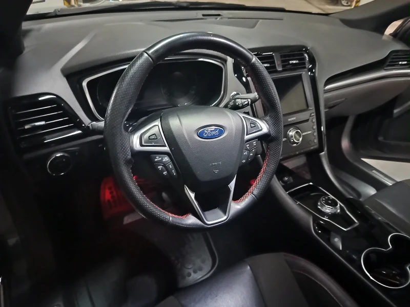 Ford Mondeo ST-line, снимка 10 - Автомобили и джипове - 52805867