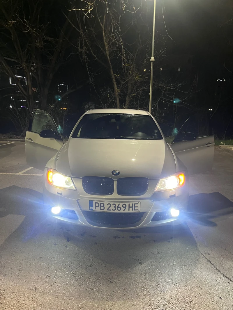 BMW 330 330i , снимка 12 - Автомобили и джипове - 52947368