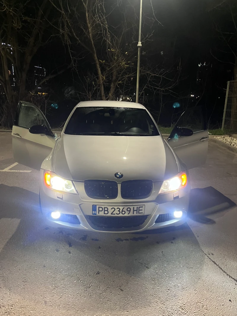 BMW 330 330i , снимка 14 - Автомобили и джипове - 52947368