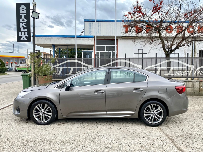 Toyota Avensis 2.0 D-4D, снимка 5 - Автомобили и джипове - 53001064